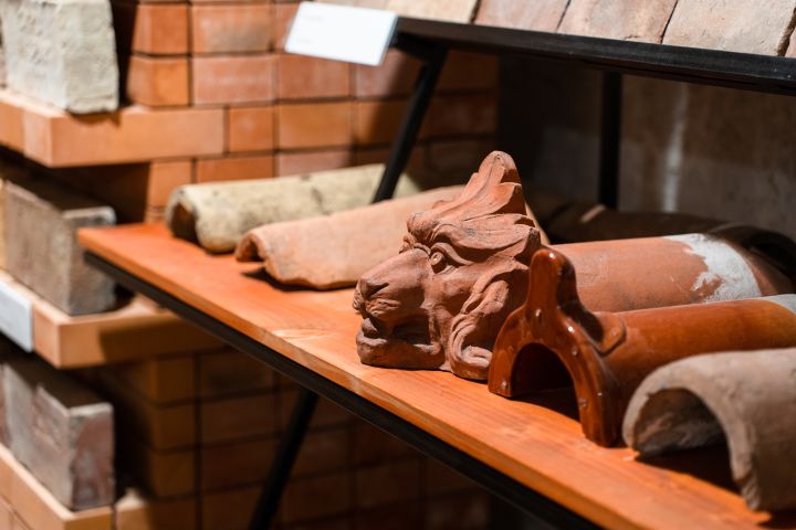 Új kiállítás / új bemutatkozás