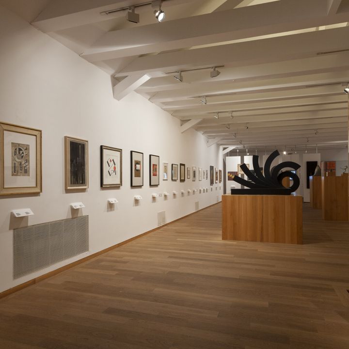 László Károly Gyűjtemény Az akadémiától a pop artig