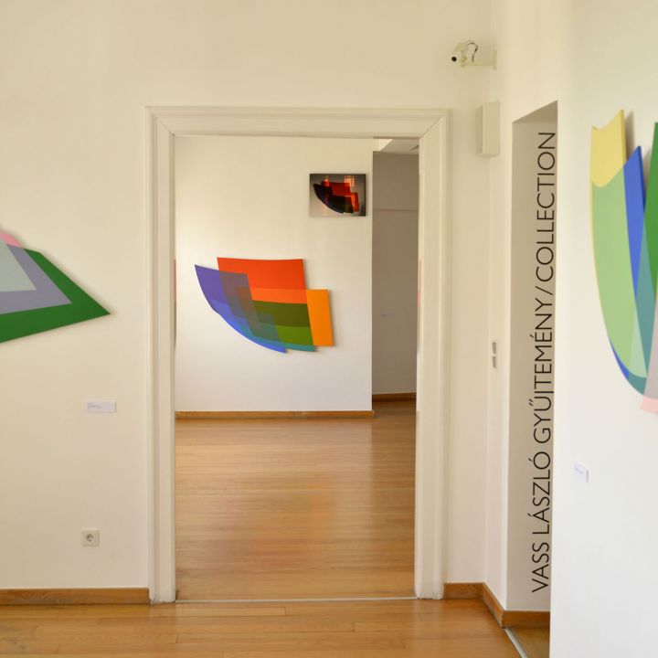 Maurer Dóra A megfigyelés tárgya Object of Observation