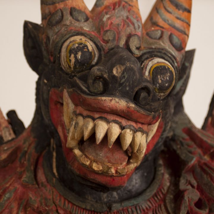 Buddhák Hangok Démonok