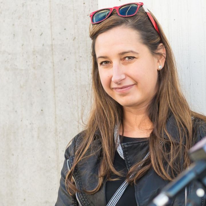 SÁRDI KRISZTINA Arcomra vagy írva