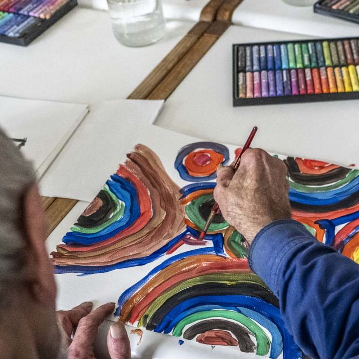 Ládonyi Ferenc fotókiállítása Otthonra találni a művészetben projekt