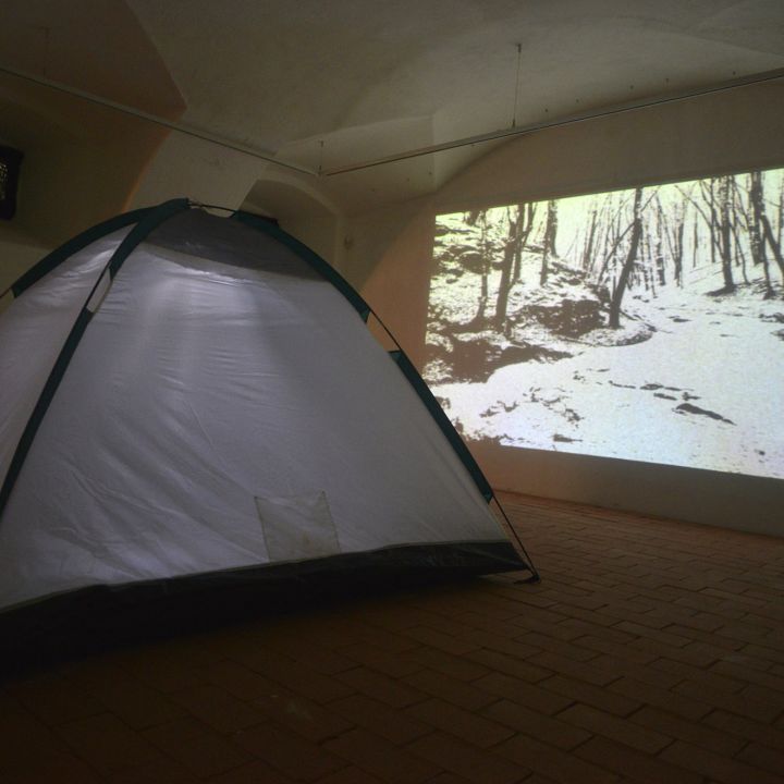 Sós Gergő monoton/monokrom