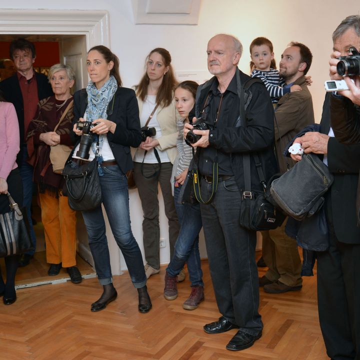 Földesi Barnabás Warning Pseudo Art!