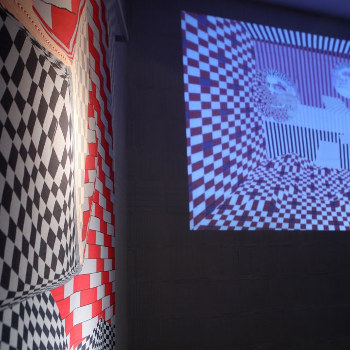 ÉRINTKEZÉSEK / CONTACTS kortárs ékszer és textil