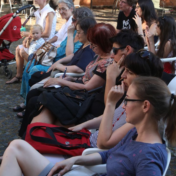 Szalay Péter A felszínen