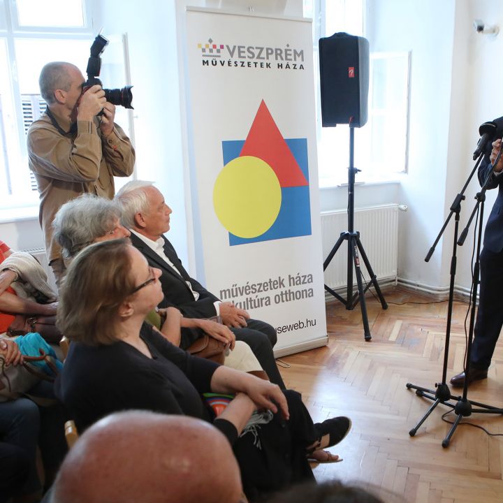 Hegyeshalmi László 