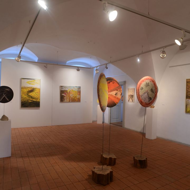 Kulcsár Ágnes Kerek Világ