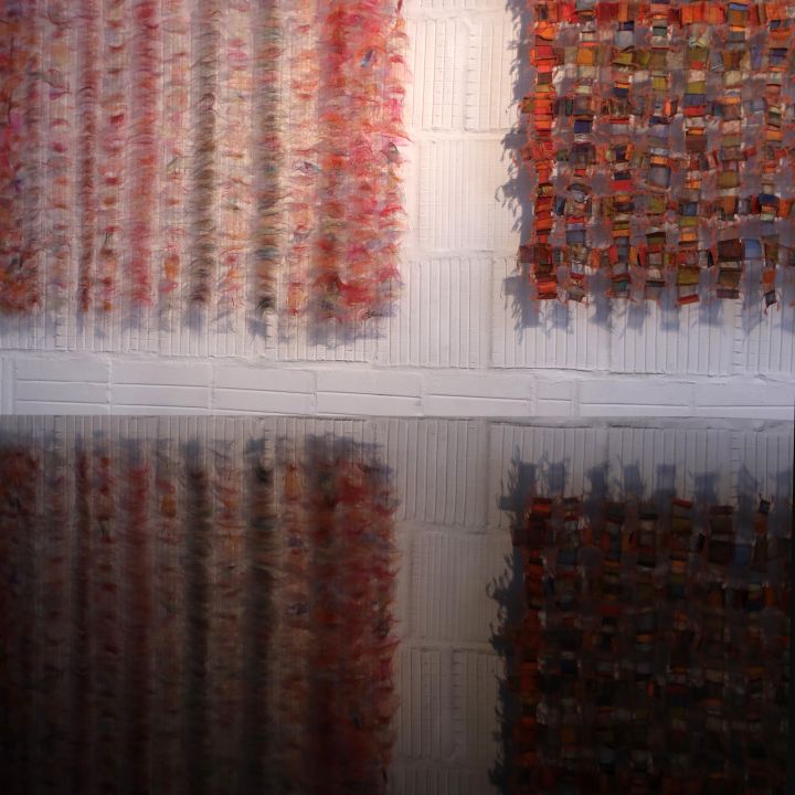 ÉRINTKEZÉSEK / CONTACTS kortárs ékszer és textil