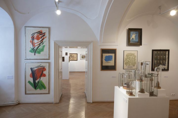 hu: MOST - VAGY / válogatás az Első Magyar Látványtár kiállításáról