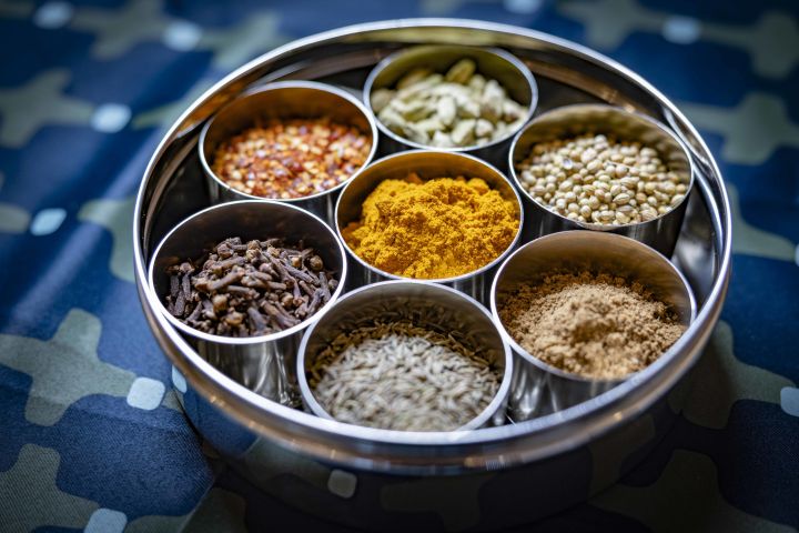 BotanicArt January Dubniczay Palace